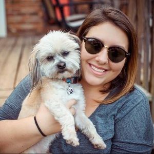 Meet your Posher, Candice